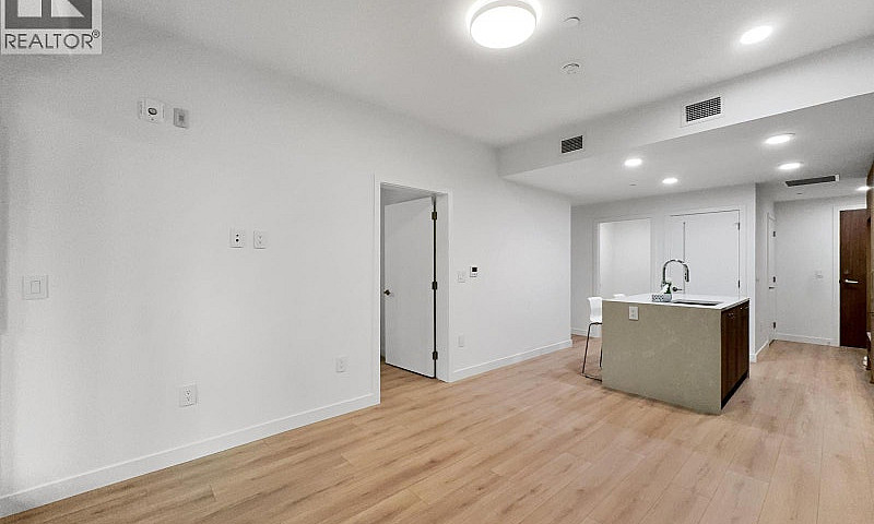 3Xx 133 W 49Th Avenu...