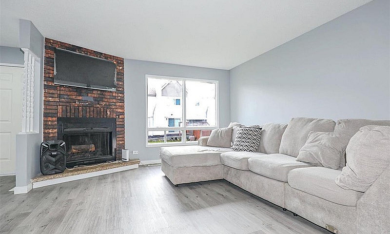 26 Agincourt Road Wi...