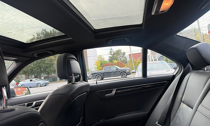 2012 Mercedes-Benz C...