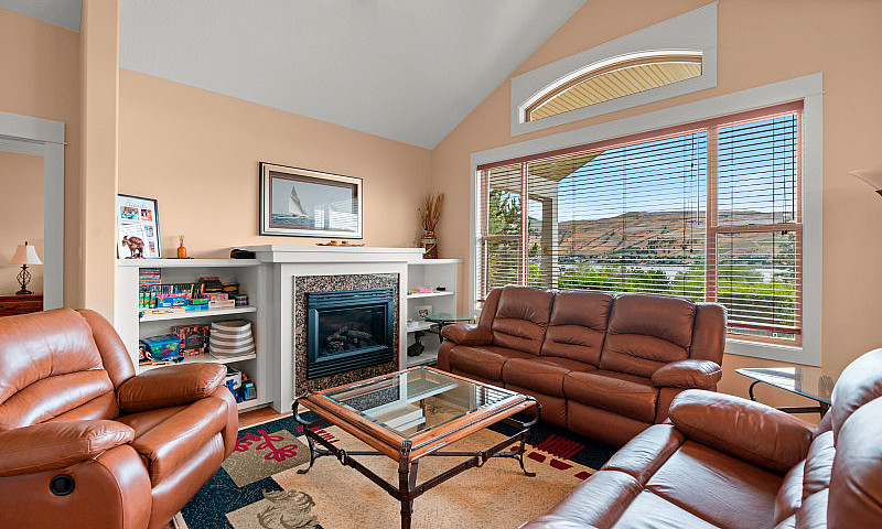 #2 2 7760 Okanagan L...