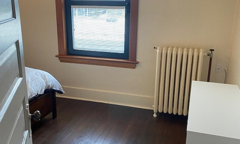 2 Bedroom Furnished ...