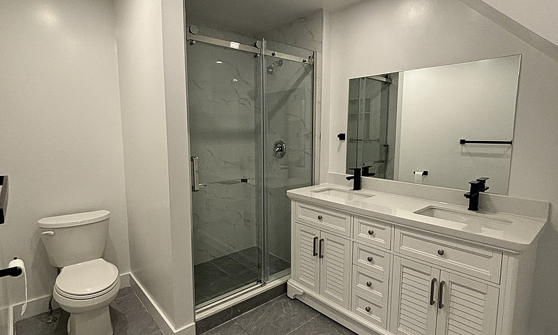 For Rent - 206 4Th A...
