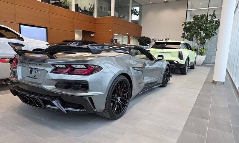 2024 Chevrolet Corve...