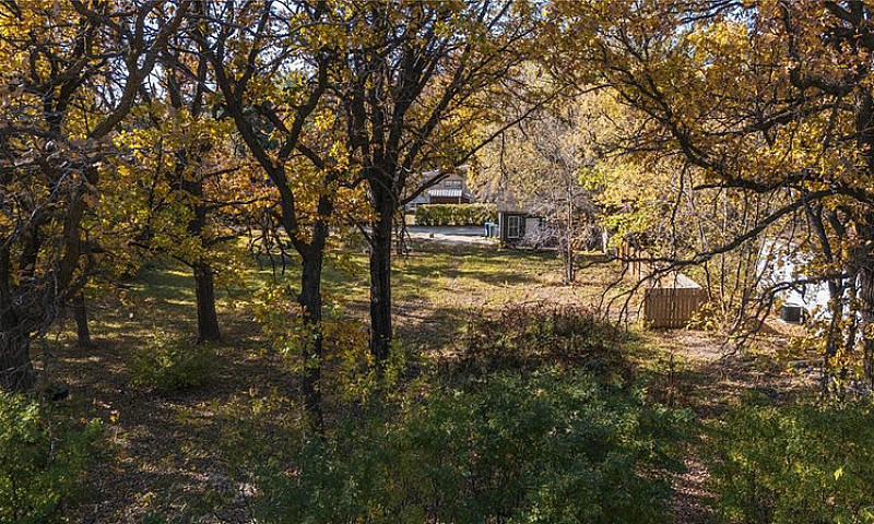 20824 Burton Avenue ...