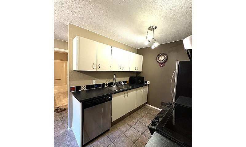 930 Dogwood Drive Un...