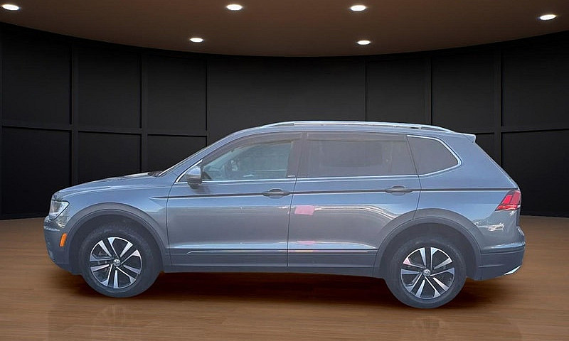 2021 Volkswagen Tigu...