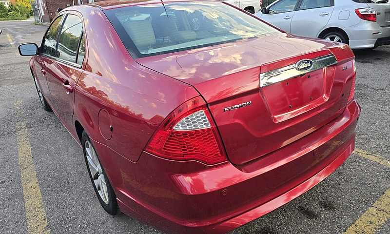 2011 Ford Fusion 4Dr...