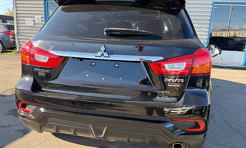 2018 Mitsubishi Rvr ...