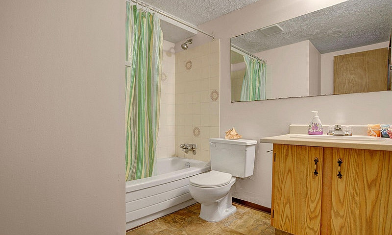 1 Bed X 1 Bath Apart...