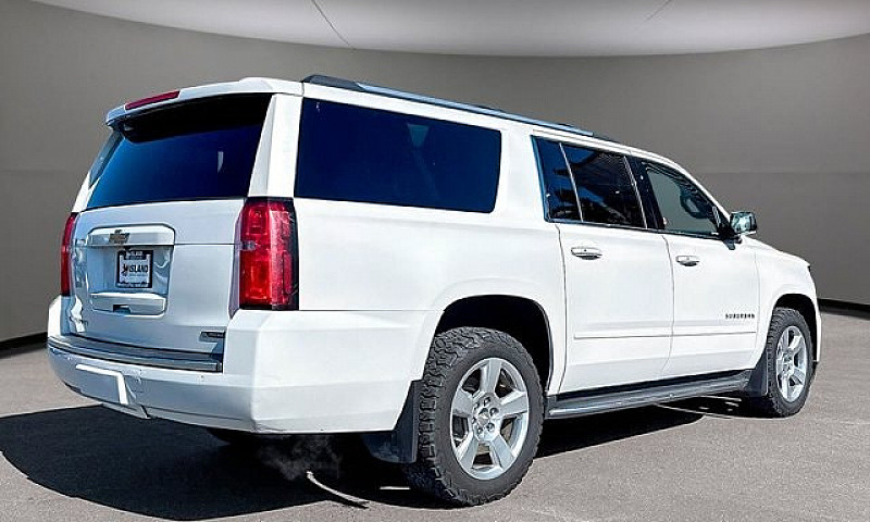 2018 Chevrolet Subur...