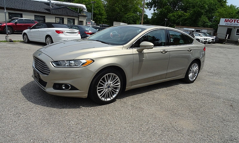 2016 Ford Fusion Se...