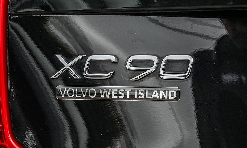 2025 Volvo Xc90 Plug...