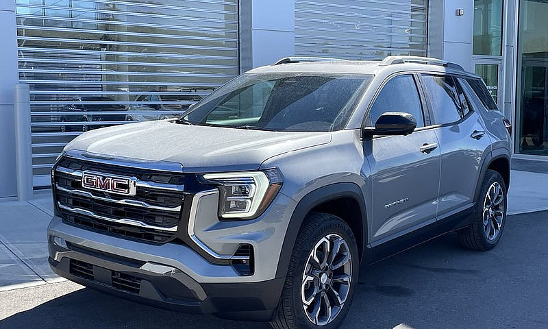 2027 Gmc Terrain Awd...