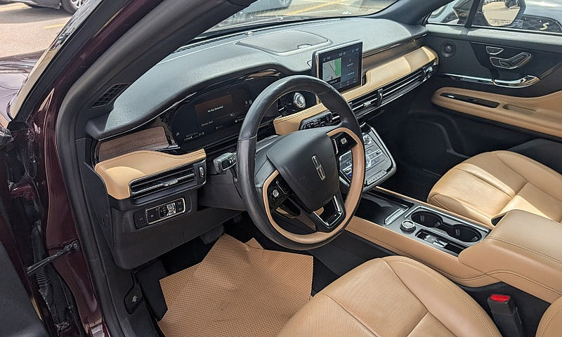 2021 Lincoln Corsair...