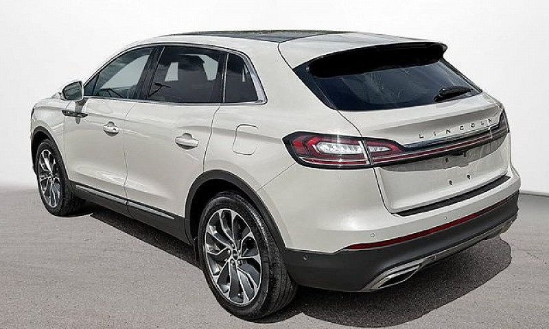 2022 Lincoln Nautilu...