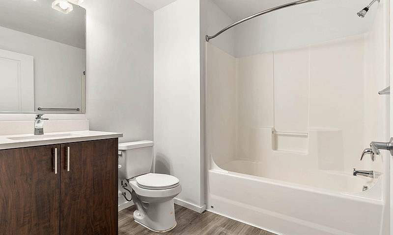 1 Bedroom Available ...
