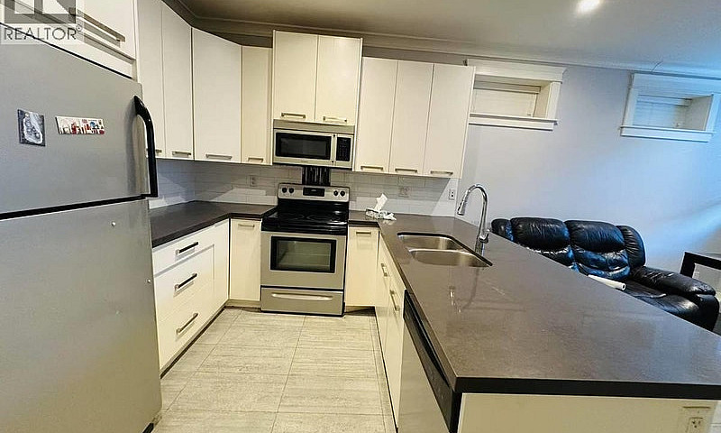 2900 W 41St Avenue V...