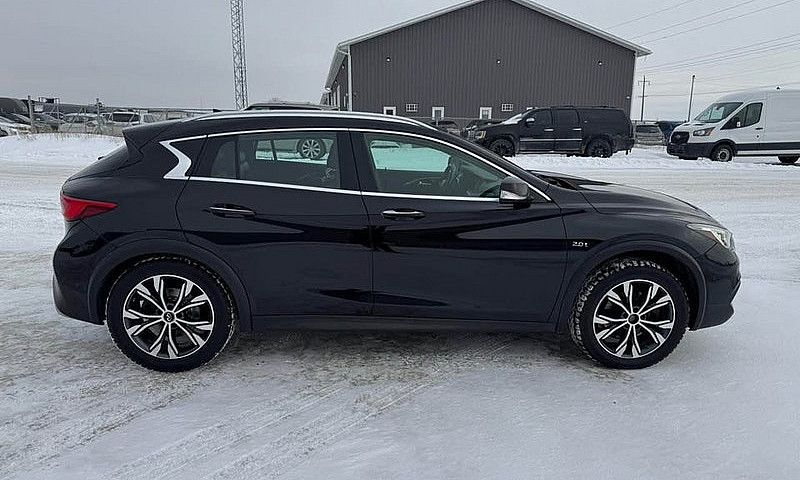 2017 Infiniti Qx30...