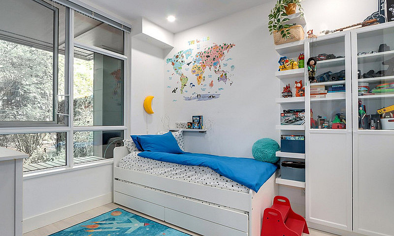 Townhouse Style Livi...