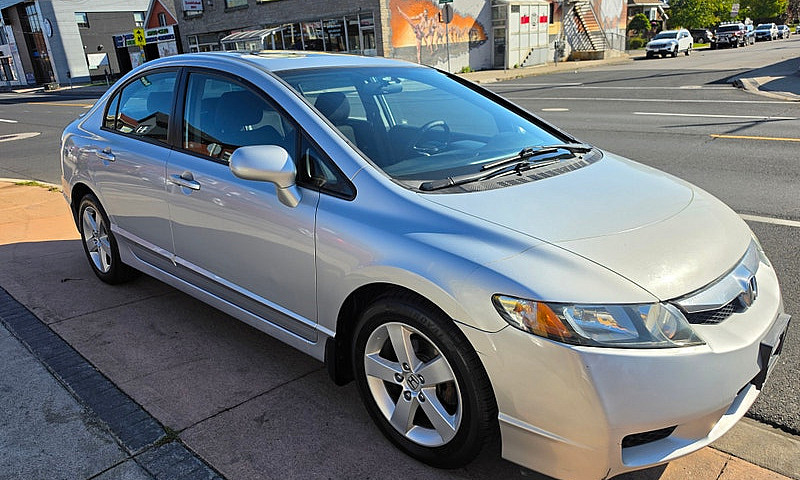 2010 Honda Civic Sdn...