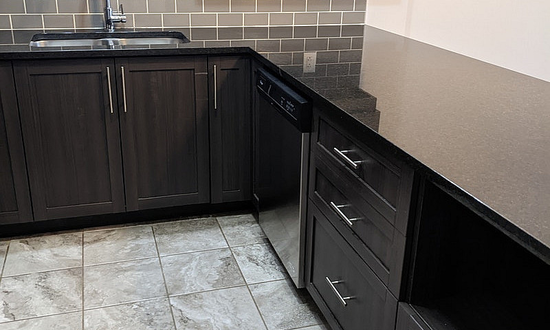 Gorgeous 2 Bdrm In C...