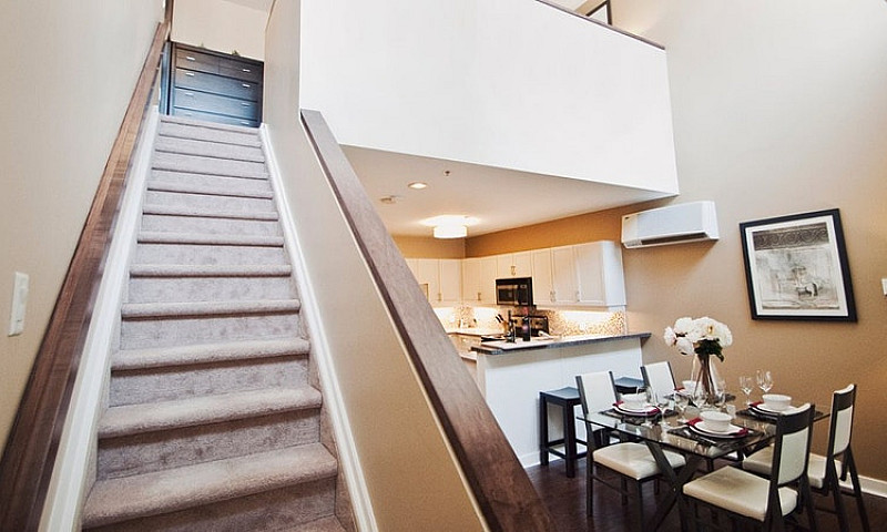 Furnished 1 Bed Loft...