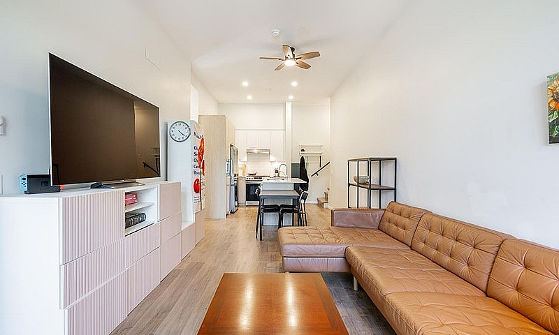 104 3315 148 Street ...
