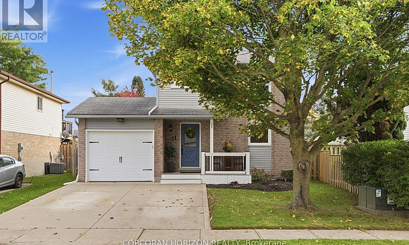 11 Sandalwood Drive ...