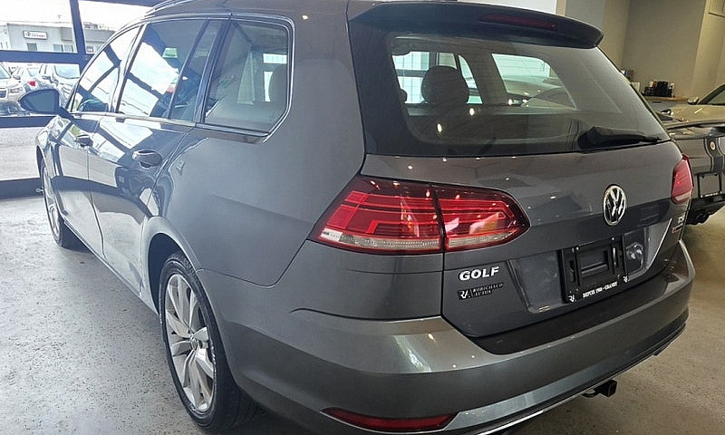 2018 Volkswagen Golf...