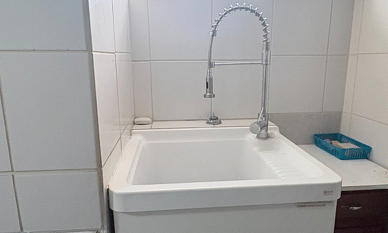 4 Bedroom, 2 Bathroo...