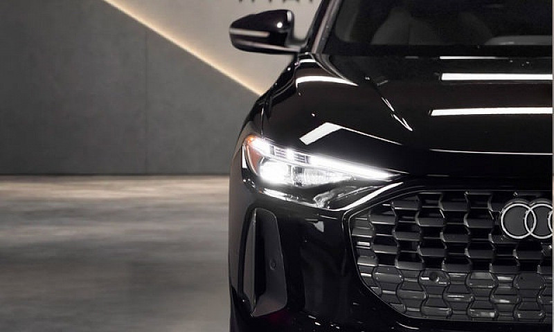 2025 Audi Q5 Progres...