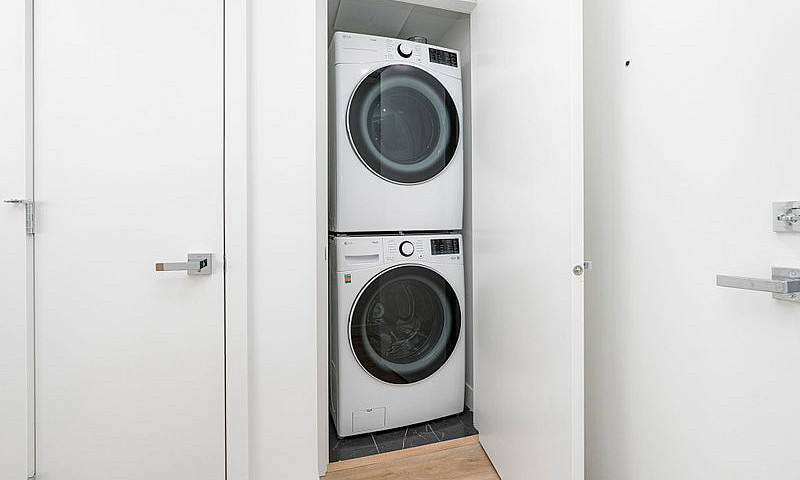 2 - Bed + 2 - Bath C...