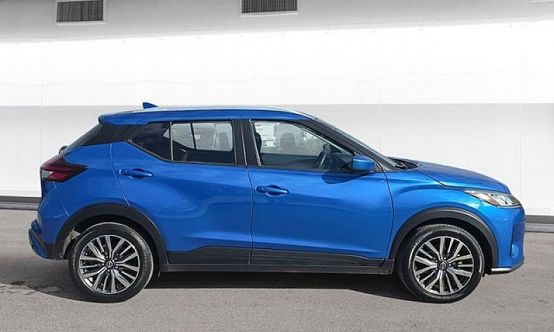 2025 Nissan Kicks Pl...