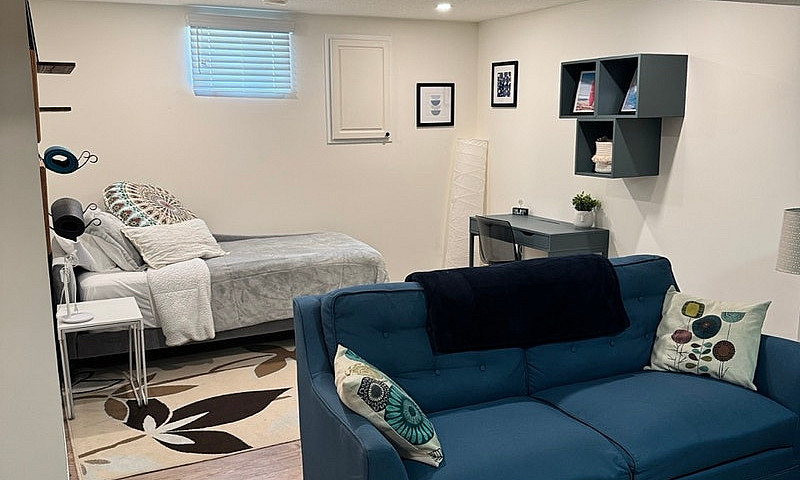 1-Bedroom 1-Bathroom...
