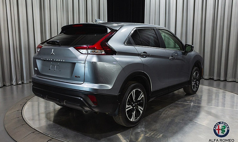 2025 Mitsubishi Ecli...