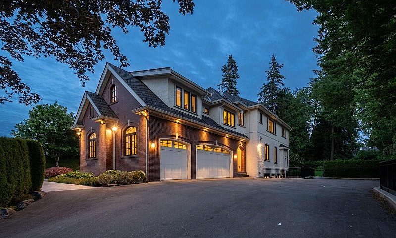 13560 27 Avenue Surr...