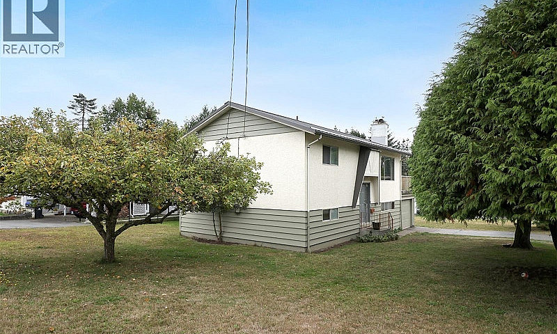170 Stewart St Comox...