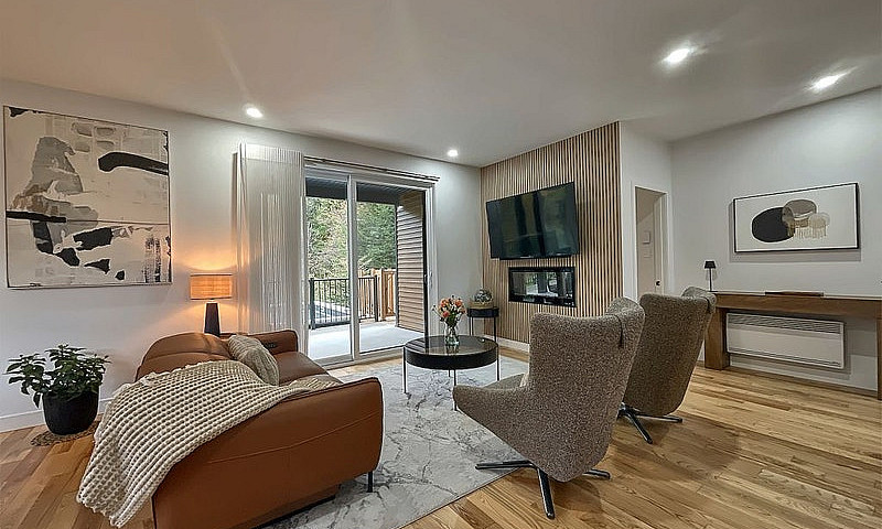 $724,500 - Bungalow ...