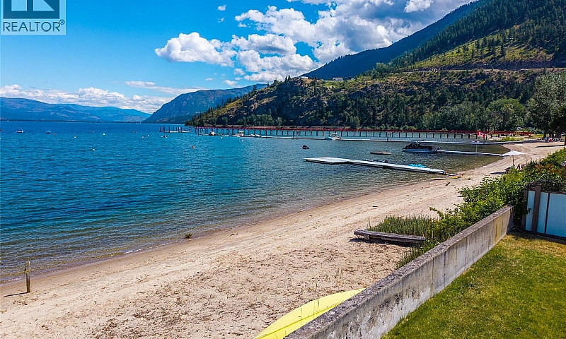 331 Lakeshore Drive ...