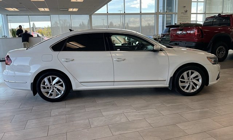 2018 Volkswagen Pass...
