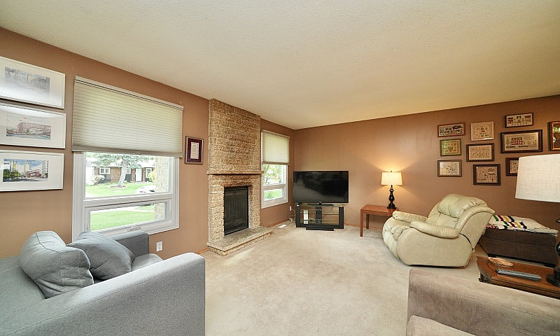 3 Bedroom Bungalow F...