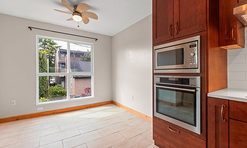 New Listing! 306 808...