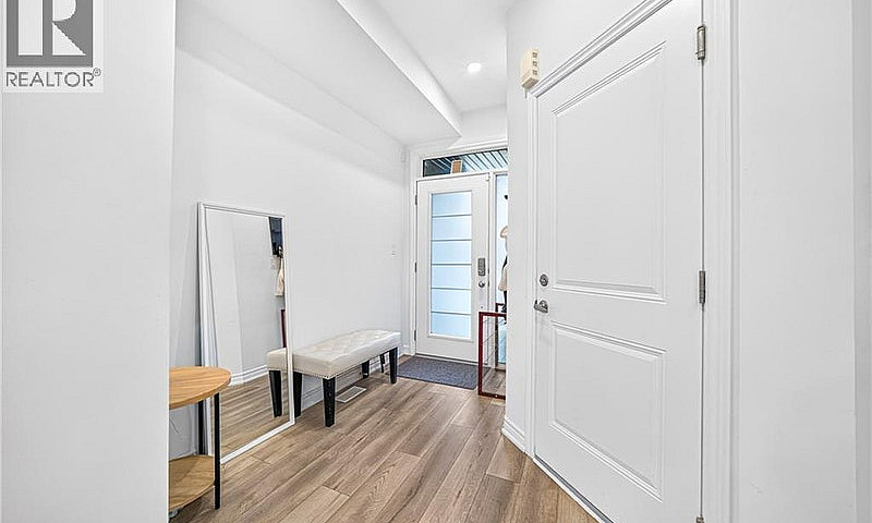 33 Bellhouse Avenue ...