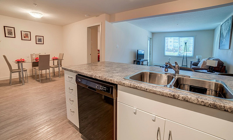 Apartments With In S...