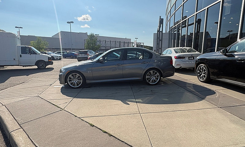 2011 Bmw 335I...