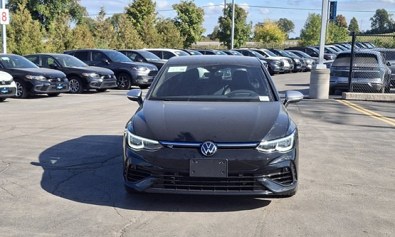 2024 Volkswagen Golf...