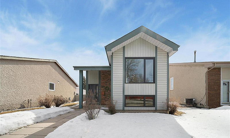 3-Bedroom House In R...