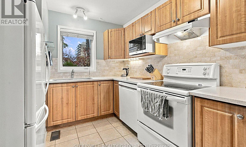 12 Maclean Street Ot...
