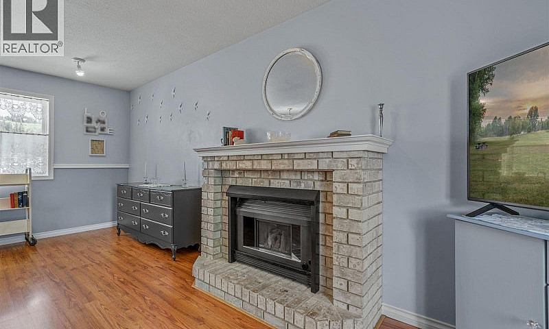 2274 Churchill Road ...