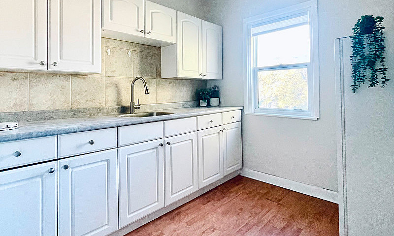 Duplex, 2 1/2 Storey...